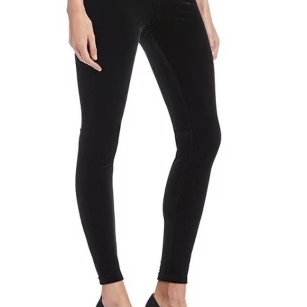 Calvin Klein Velvet Legging Size L
Slim Leg Pants Faux  Pockets